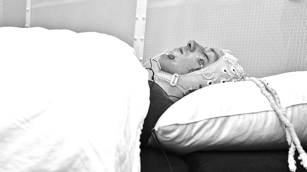EEG measurement during sleep